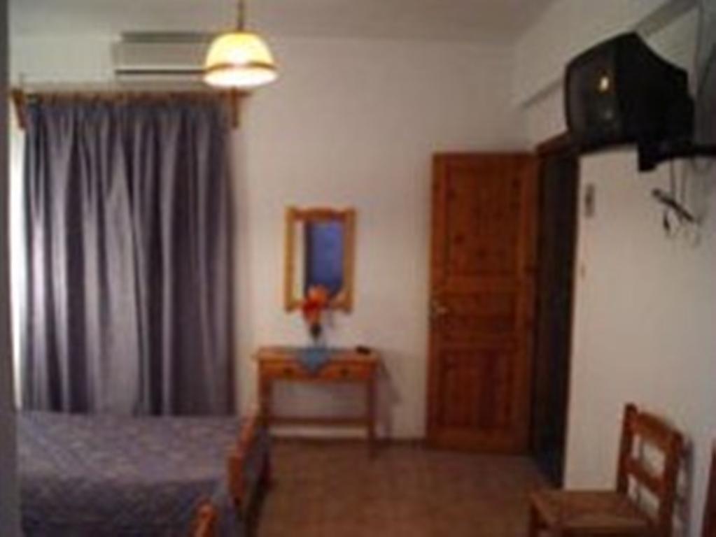 Guesthouse Christos Skopelos Pokoj fotografie